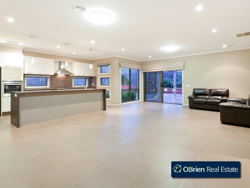 4 Monarch Road, Berwick VIC 3806