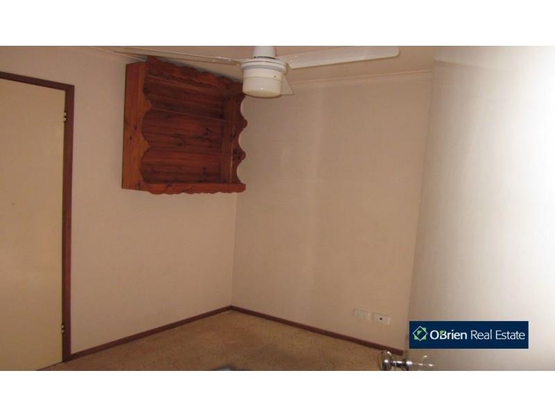 72 Lodge Crescent, Berwick VIC 3806