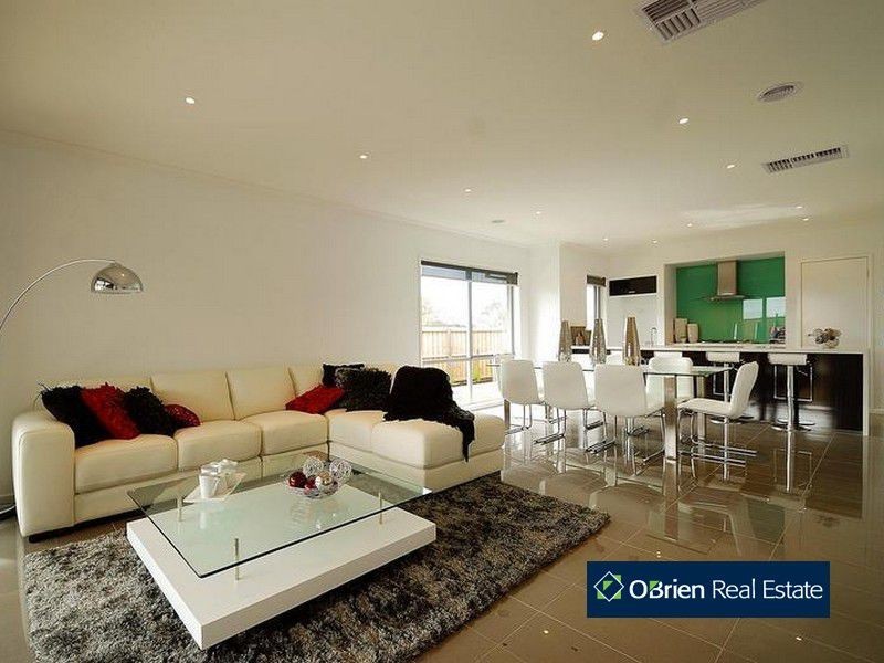 L144 John Russell Road, Cranbourne VIC 3977