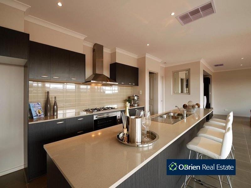 L143 John Russell Road, Cranbourne VIC 3977