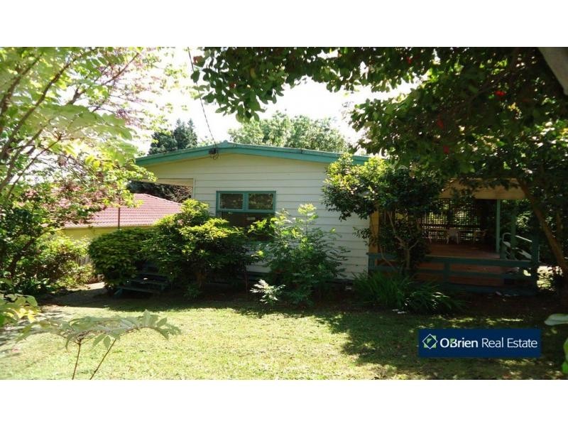 77 Lyall Road, Berwick VIC 3806