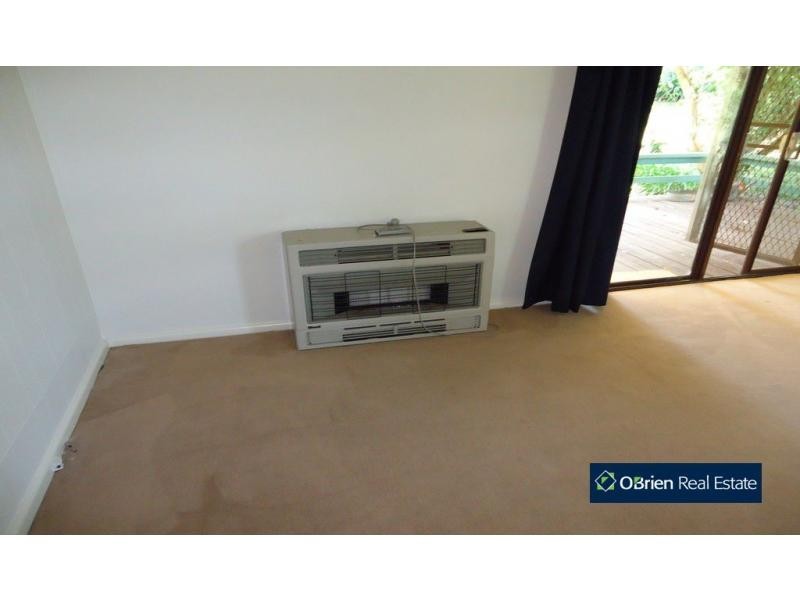 77 Lyall Road, Berwick VIC 3806