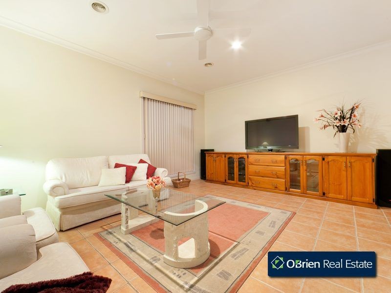 3 Emperor Road, Berwick VIC 3806