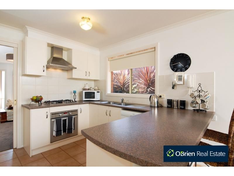 37/ 15-17 William Road, Berwick VIC 3806
