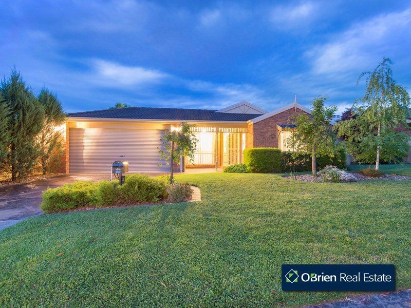 2 Lomandra Court, Narre Warren South VIC 3805