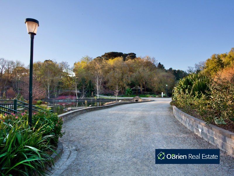 122A Bermersyde Drive, Berwick VIC 3806