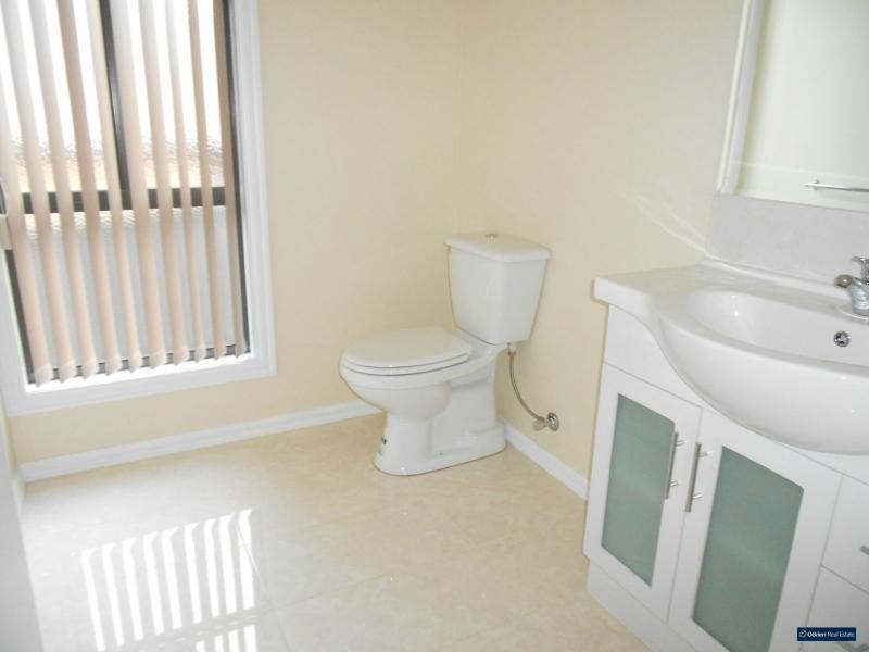 23 Oconnell Street, Berwick VIC 3806