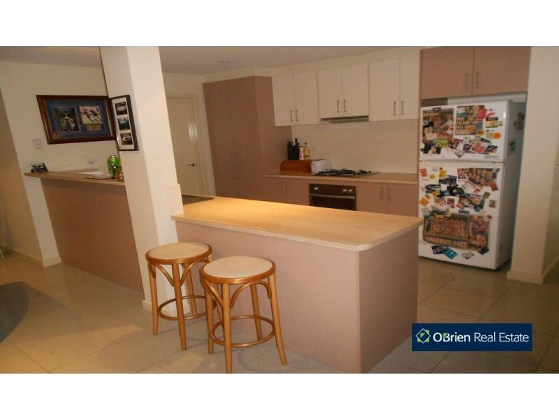 4 Sunline Terrace, Pakenham VIC 3810