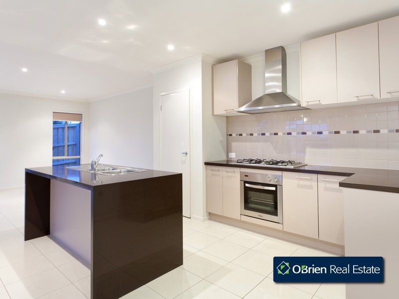 50 Saul Avenue, Berwick VIC 3806