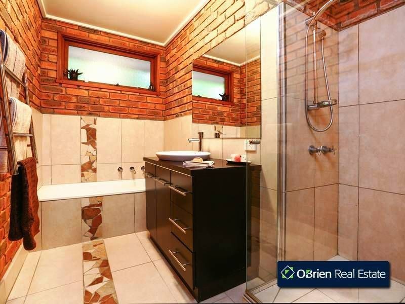 259-261 Belgrave-Hallam Road, Narre Warren North VIC 3804