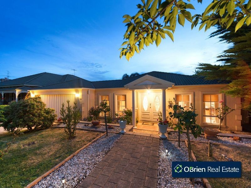 5 Hilda Court, Berwick VIC 3806