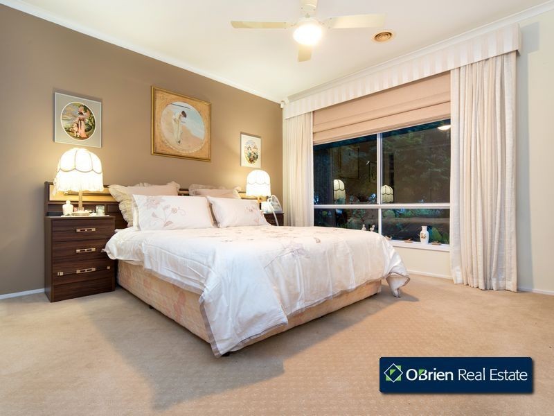 5 Hilda Court, Berwick VIC 3806