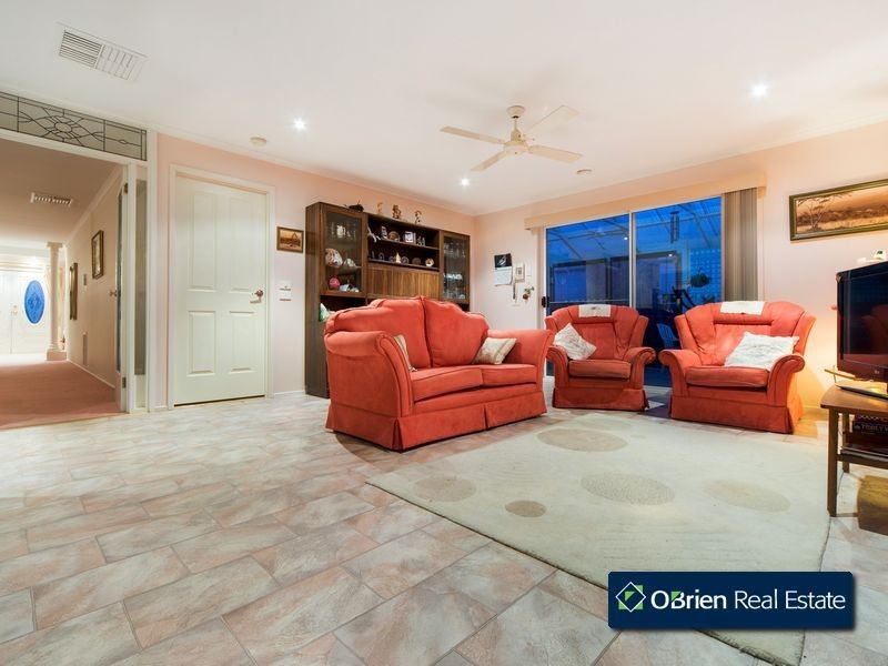 5 Hilda Court, Berwick VIC 3806