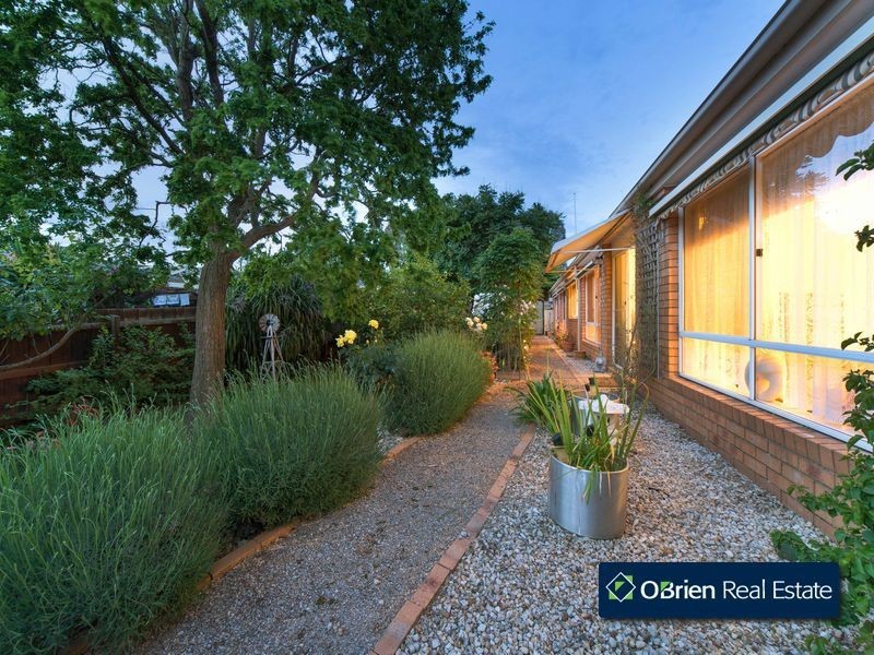 5 Hilda Court, Berwick VIC 3806