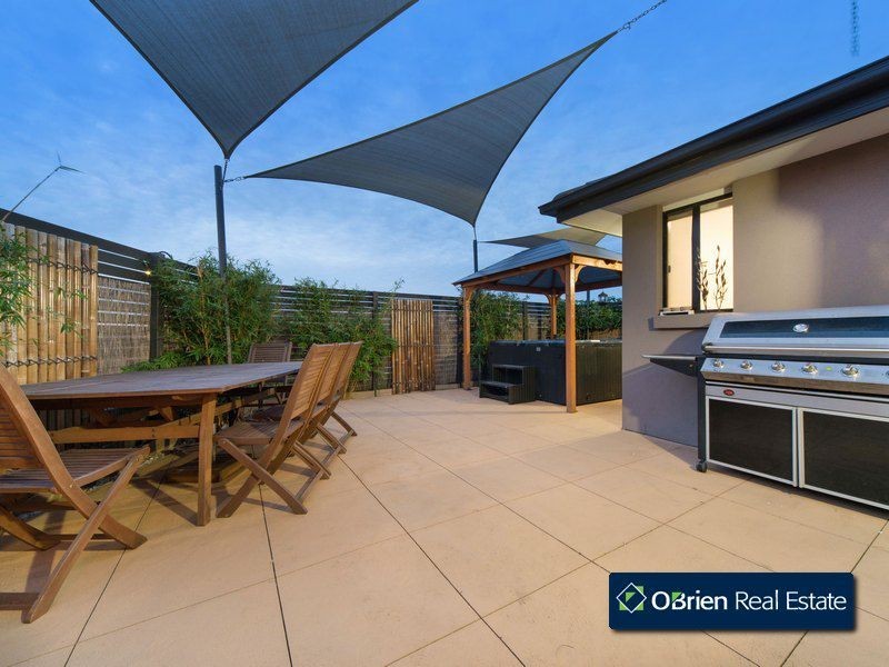 53 Hancock Drive, Berwick VIC 3806