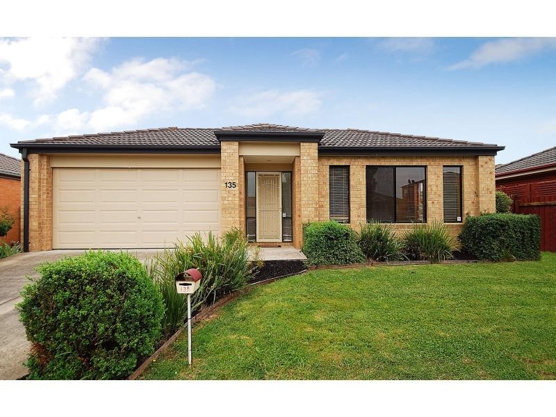 135 Bellevue Drive, Berwick VIC 3806