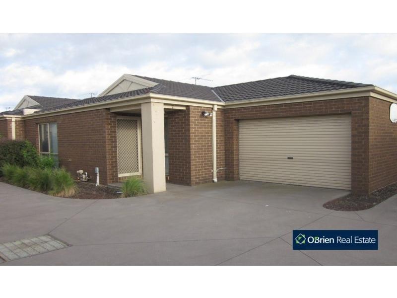 7/7 Monahans Road, Cranbourne West VIC 3977