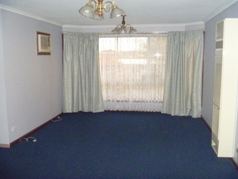 52 Lakeview Drive, Narre Warren South VIC 3805