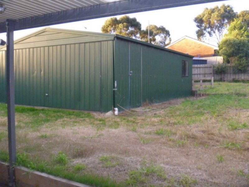 52 Lakeview Drive, Narre Warren South VIC 3805