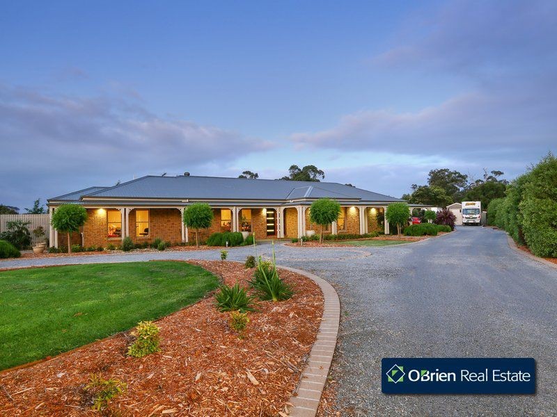 74-76 Brookvale Close, Beaconsfield VIC 3807