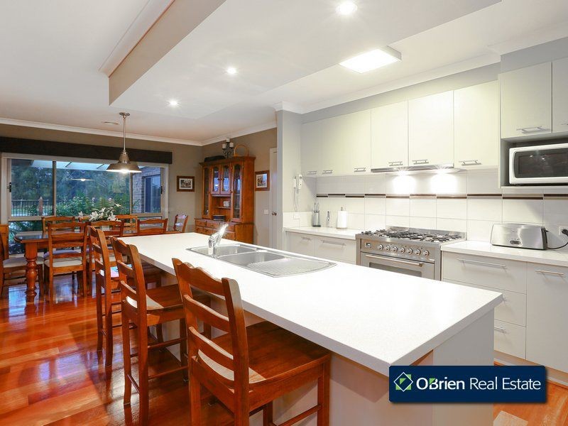 74-76 Brookvale Close, Beaconsfield VIC 3807