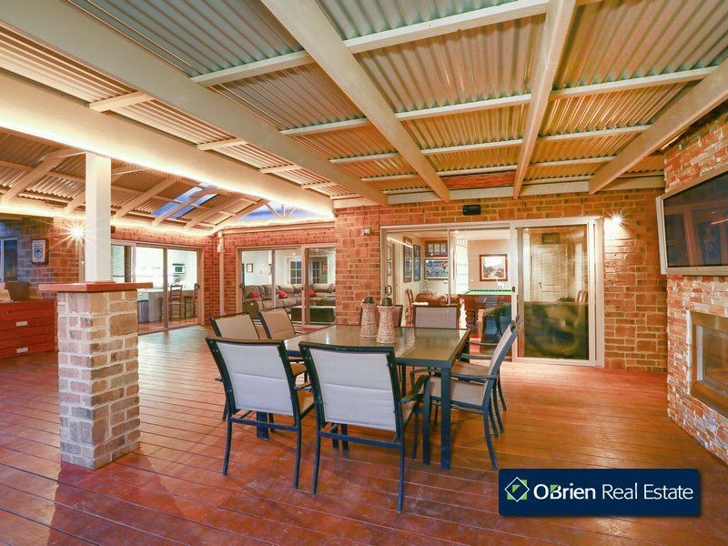 74-76 Brookvale Close, Beaconsfield VIC 3807