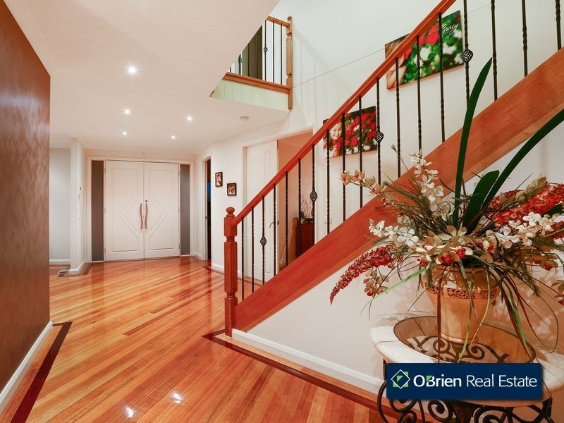 14 Hillandale Rise, Berwick VIC 3806