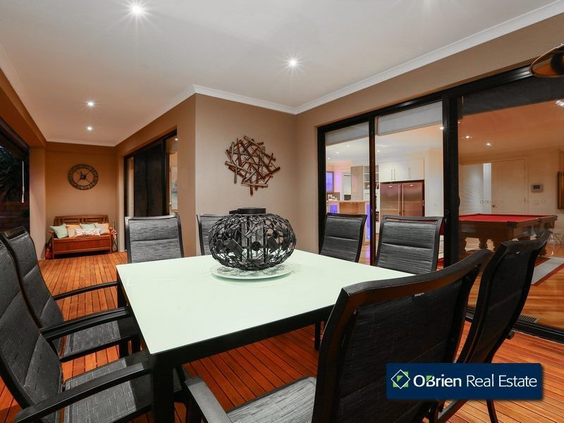 14 Hillandale Rise, Berwick VIC 3806