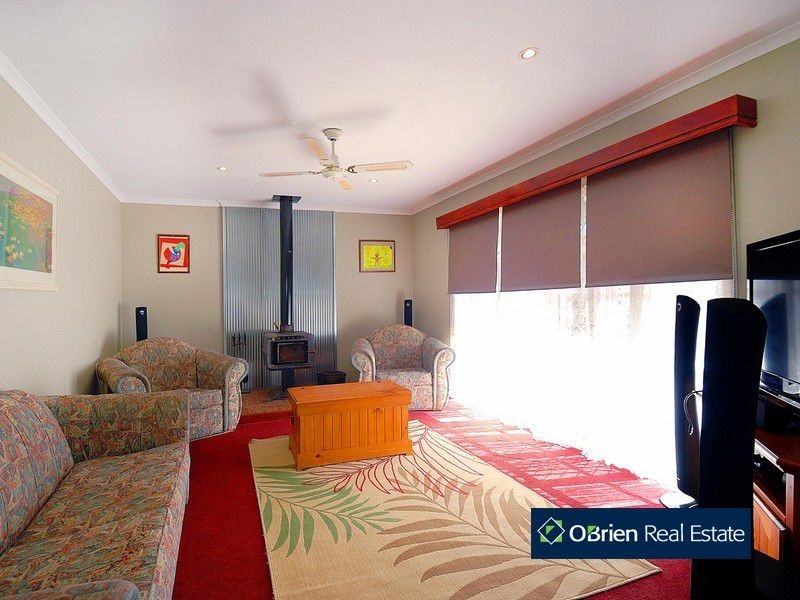 32 Warneet Road, Blind Bight VIC 3980