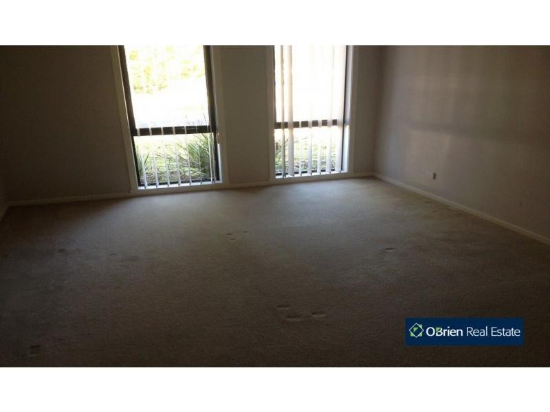 1 Wilson Place, Pakenham VIC 3810