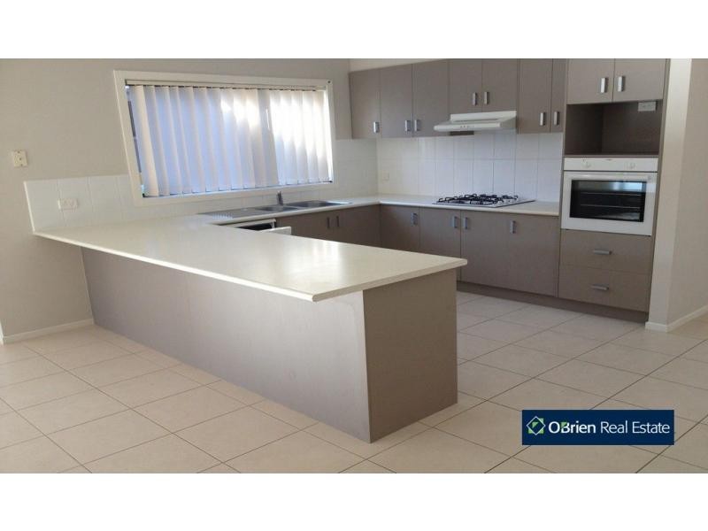 1 Wilson Place, Pakenham VIC 3810