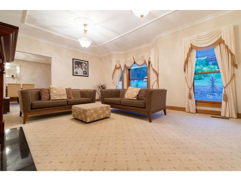 6 Nolan Close, Narre Warren North VIC 3804