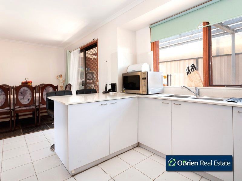 22 George Chudleigh Drive, Hallam VIC 3803