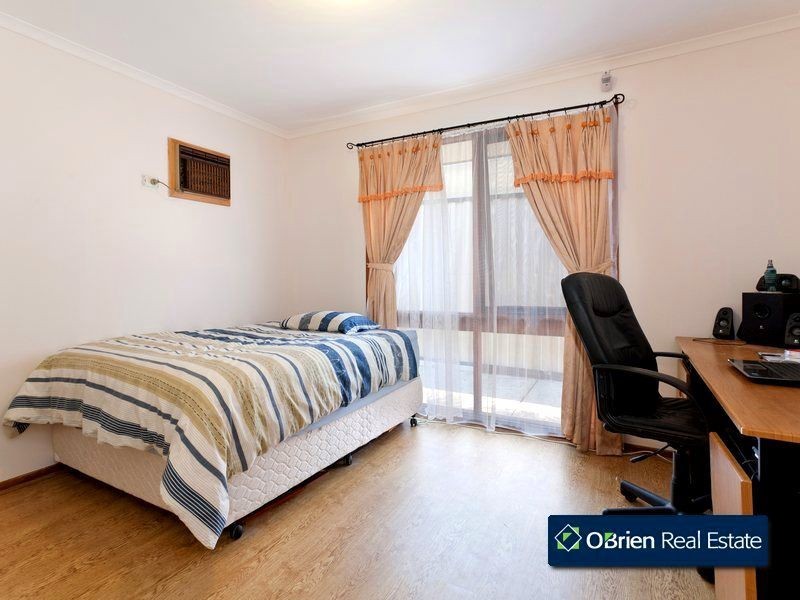 22 George Chudleigh Drive, Hallam VIC 3803