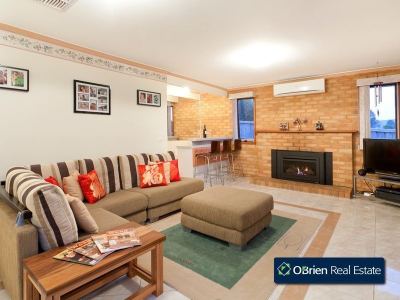 18 Michael Court, Berwick VIC 3806