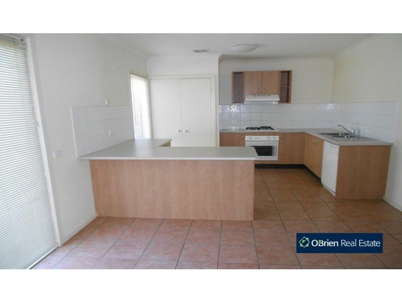 3/52 Shinners Avenue, Berwick VIC 3806