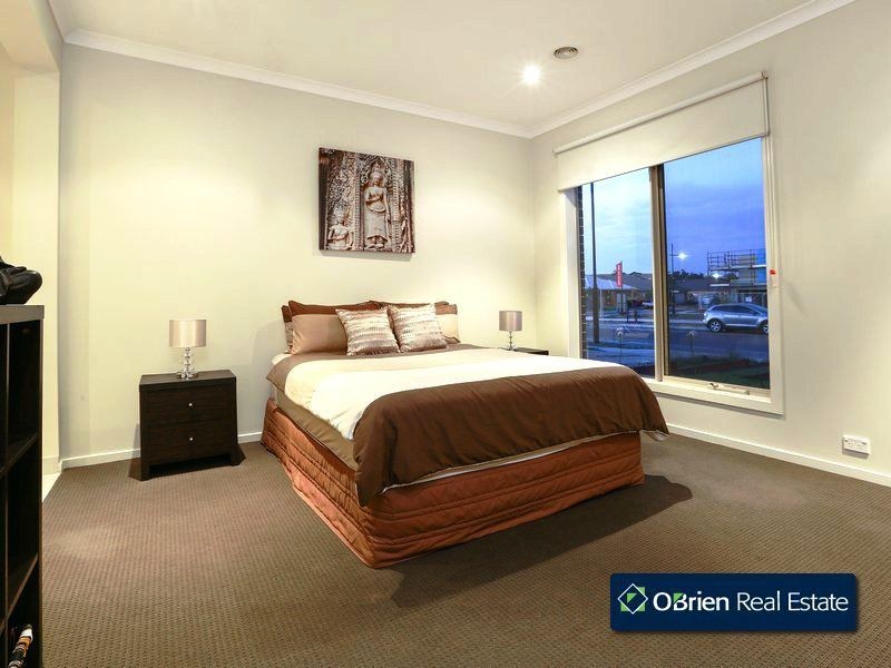 102 Arena Parade, Officer VIC 3809