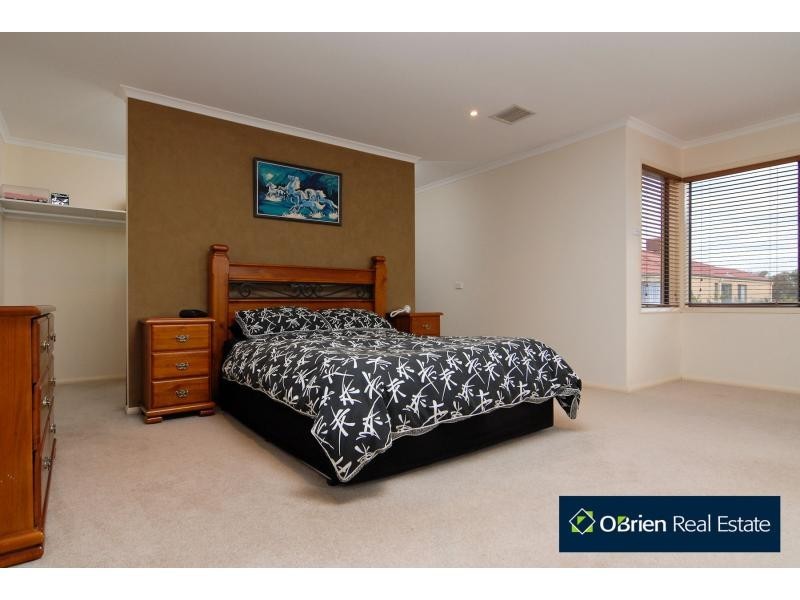 11 Ardenne Court, Narre Warren South VIC 3805