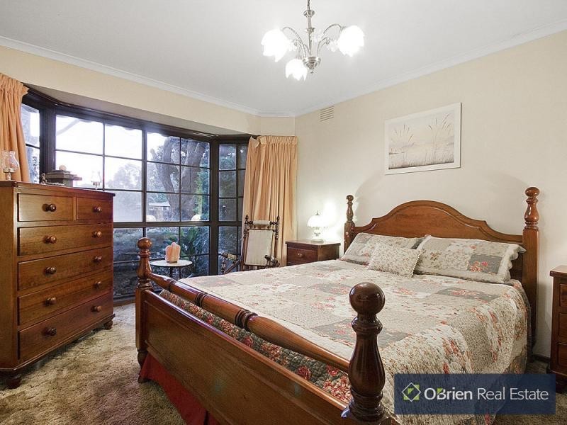 8 Craig Road, Junction Village VIC 3977