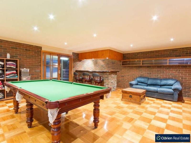 9 Falcon Close, Blind Bight VIC 3980