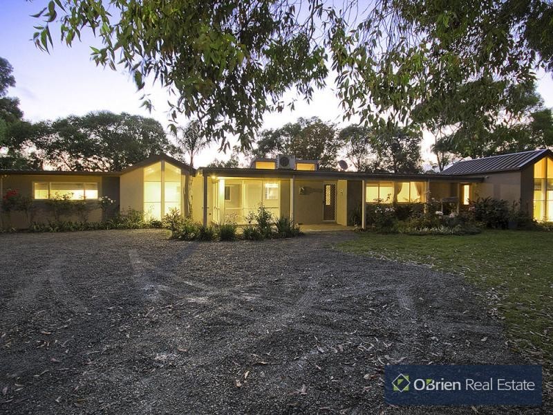 4 Noaki Street, Pearcedale VIC 3912