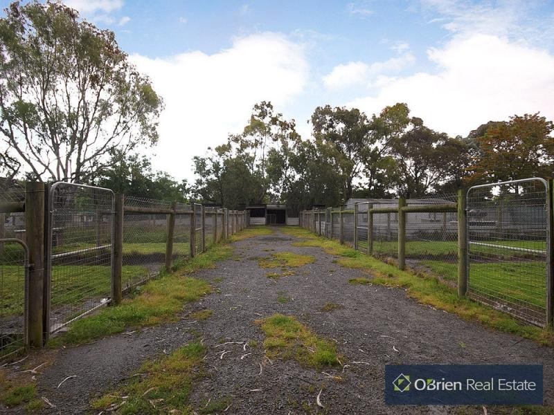 4 Noaki Street, Pearcedale VIC 3912