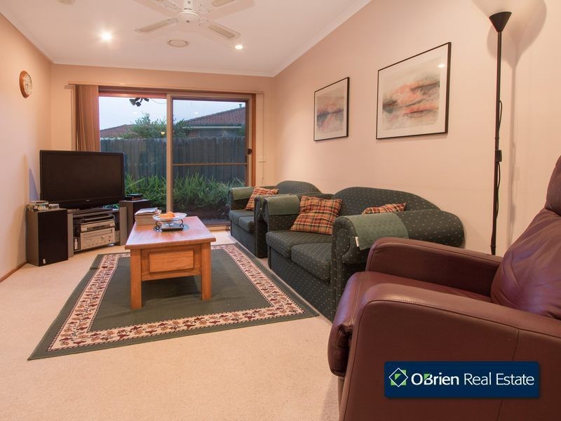 9 Bertrand Close, Berwick VIC 3806
