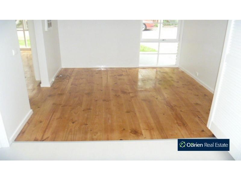 Unit 4/4 Gibb Street, Berwick VIC 3806