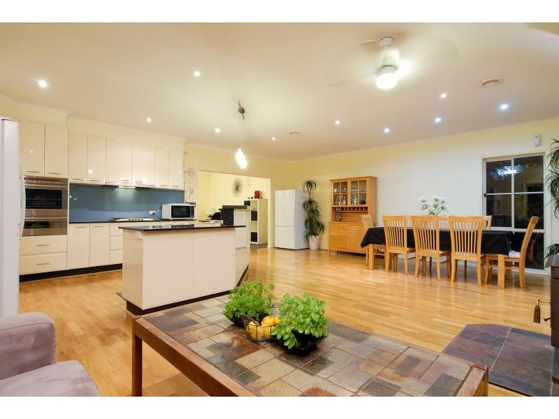 19 Market Lane, Narre Warren South VIC 3805
