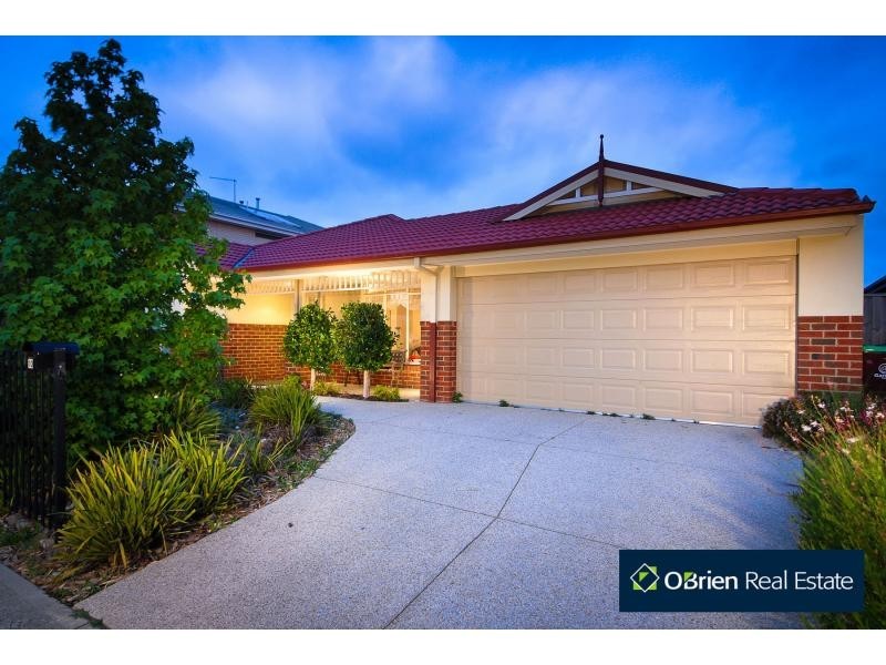 10 Waterbury Street, Cranbourne VIC 3977