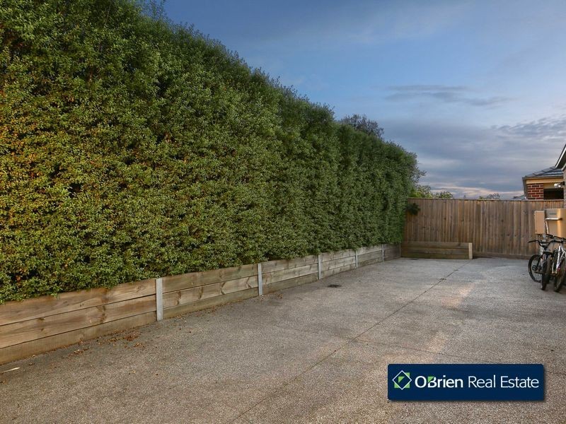 21 Misty Close, Berwick VIC 3806