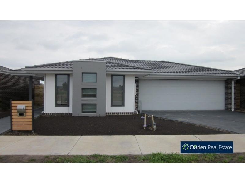 7 Kayanite Way, Officer VIC 3809