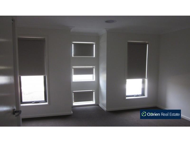 7 Kayanite Way, Officer VIC 3809