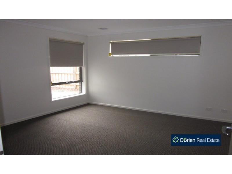 7 Kayanite Way, Officer VIC 3809